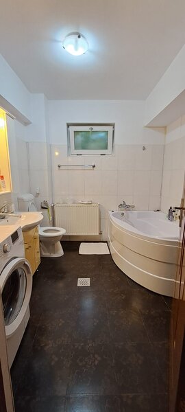 OBOR Gara de Est, inchiriere casa/vila 4 camere, pretabila birou/sediu